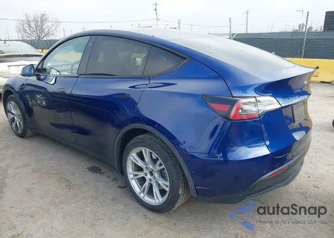 2020 Tesla Model Y Long Range Dual Motor All-Wheel Drive z USA, uszkodzony, nr VIN 5YJYGDEE8LF023056